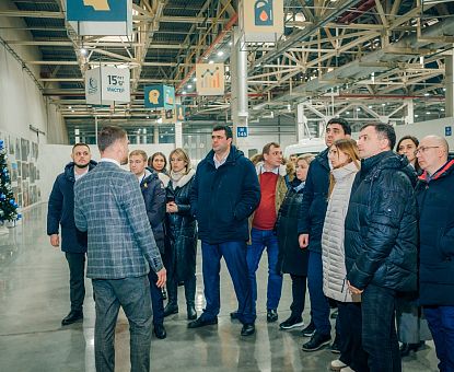 Александр Базаев презентовал промышленные площадки Липецкой области в Казани